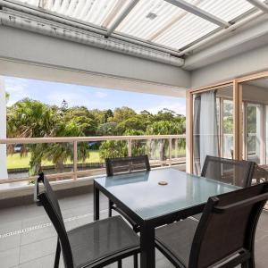 Three-Bedroom Apartment with Spa