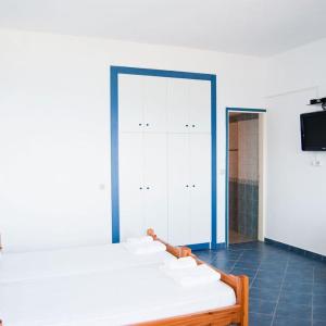 Studio with Sea View (2 Adults)