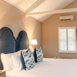 King Room with Balcony