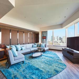 Prince Suite Room - Non Smoking - Club Lounge Access