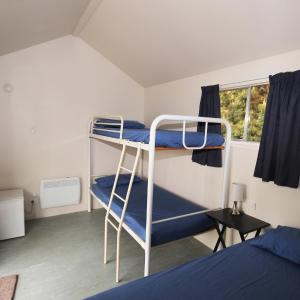 Basic Cottage with Shared Bathroom