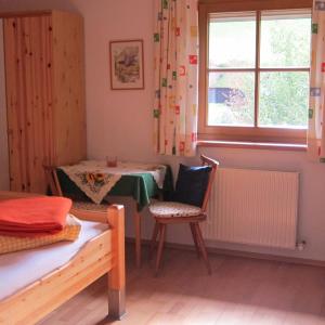 Apartment with Terrace (4-5 Adults)