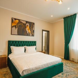 Deluxe Double Room with Shower