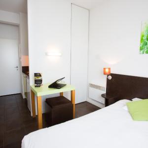 studio (Single Bed)