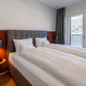 Lifestyle Two-Bedroom Apartment with Balcony