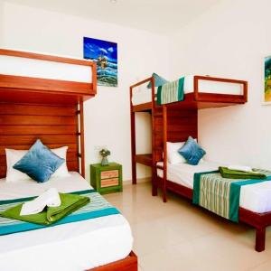Quadruple Room with Private Bathroom