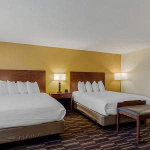 Queen Room with Two Queen Beds and Sofa Bed - Non-Smoking/Exterior Entrance