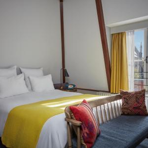 Cozy Room
