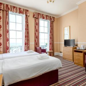 Twin Room with Sea View