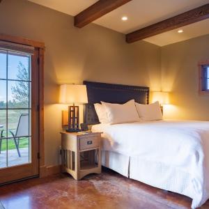 Trout Lodge Room