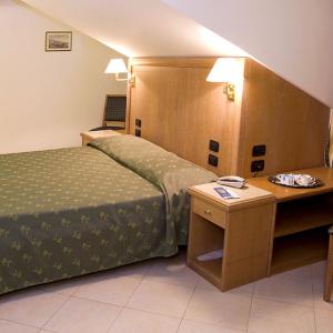 Classic Quadruple Room