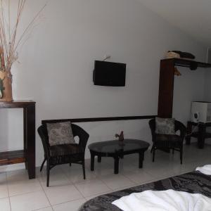 Bee Eater Aviary Room with Ensuite