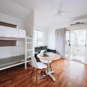 One-Bedroom Cabin
