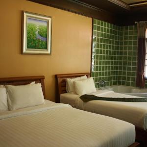 Superior Double or Twin Room with Garden View