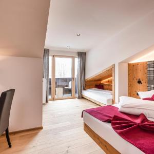 Junior Suite with Balcony