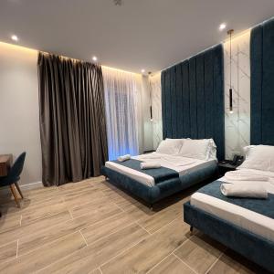 Luxury Triple Room
