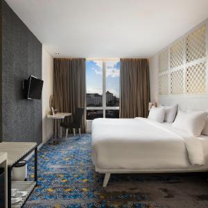Deluxe Twin Room with Extrabed