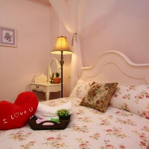 Double Room - Snow White