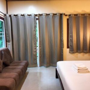 Double Room with Balcony and Air Conditioning