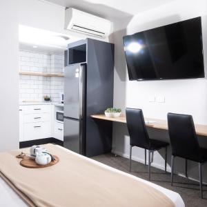 Kitchen Queen Suite – Non Smoking.