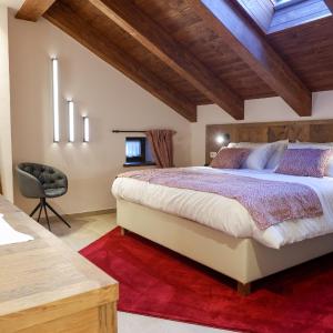 King Room with Spa Bath