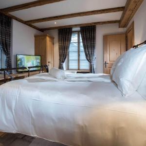 Suite 16