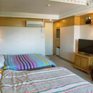 Quadruple Room with Private Bathroom