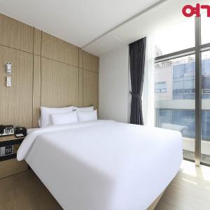 King Room with Sea View