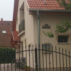 Studio with Terrace
