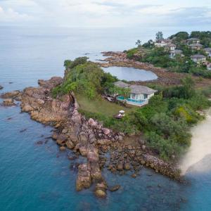 Fahn Noi Private Island Pool Villa