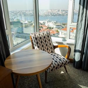 Club Pera Sea View