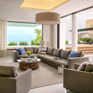 Villa - Beach Front