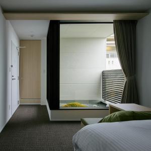 King Room with Garden View with Shower - No Cleaning for Consecutive Night Stays