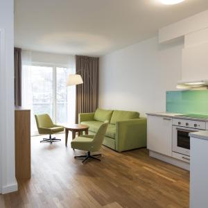 One-Bedroom Apartment with Ocean View
