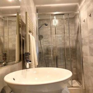 Classic Single Room