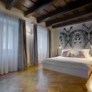 Executive One-Bedroom Apartment