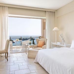 Superior Panoramic Guestroom Sea View