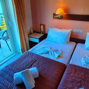 Deluxe Twin Room with Sea View