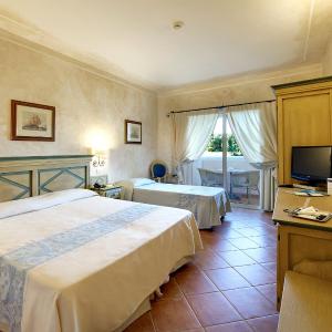 Triple Room with Garden View