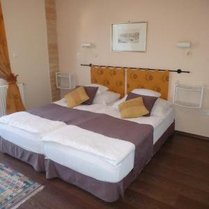 Superior Double or Twin Room with Terrace