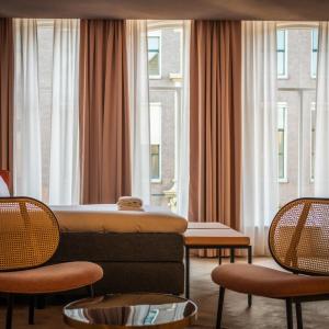 Suite with City View