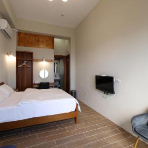 Deluxe Double Room with Balcony and Sea View