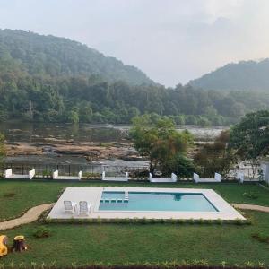 Suite with River View