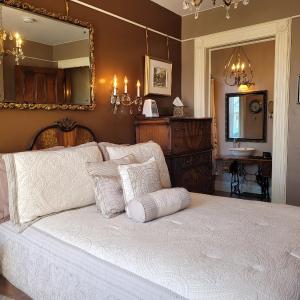 Double Room with Spa Bath