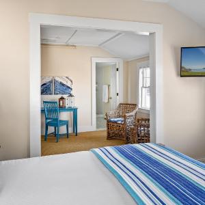 Queen Suite