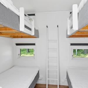 One-Bedroom Cottage