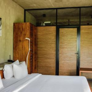 Ehela - Deluxe Room (10% off on food)