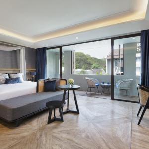Superior King Room