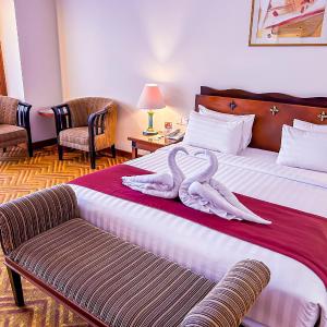 Deluxe Double or Twin Room