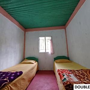 Double Room with Shared Bathroom
